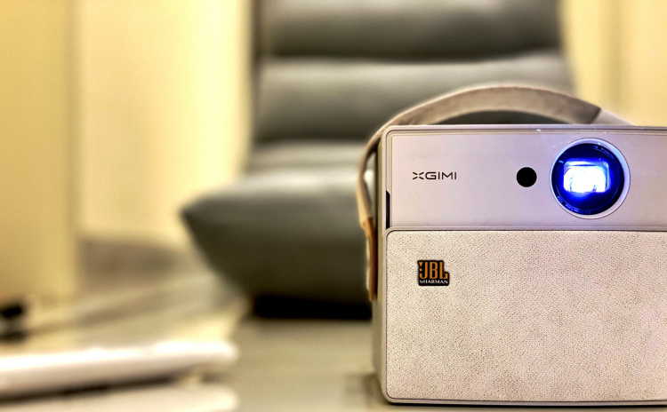 1/18商城新品体验——极米cc极光