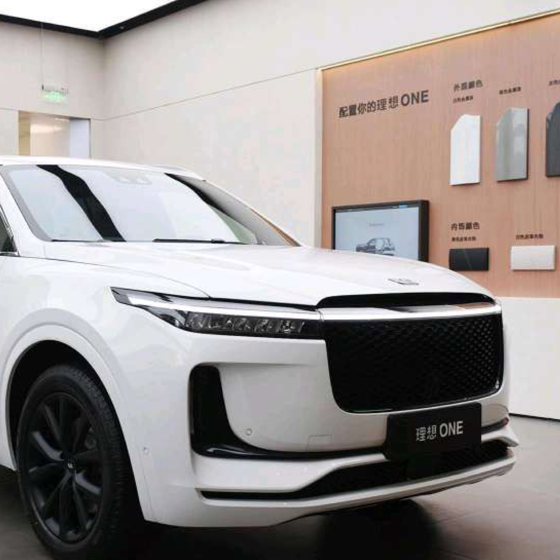 Китайский автомобиль ли. Китайский li one. Китайский кроссовер 2020 li one. Li Xiang one Hybrid SUV 2020. Li one 2022.