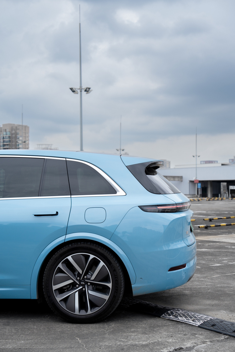 理想l7babyblue最美蓝色车漆07